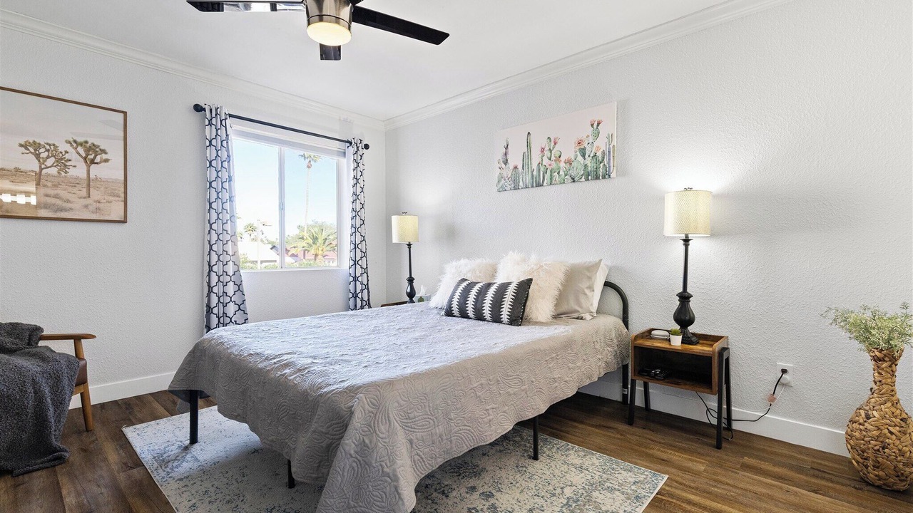 Photo of Bedroom in Paradise Valley Village