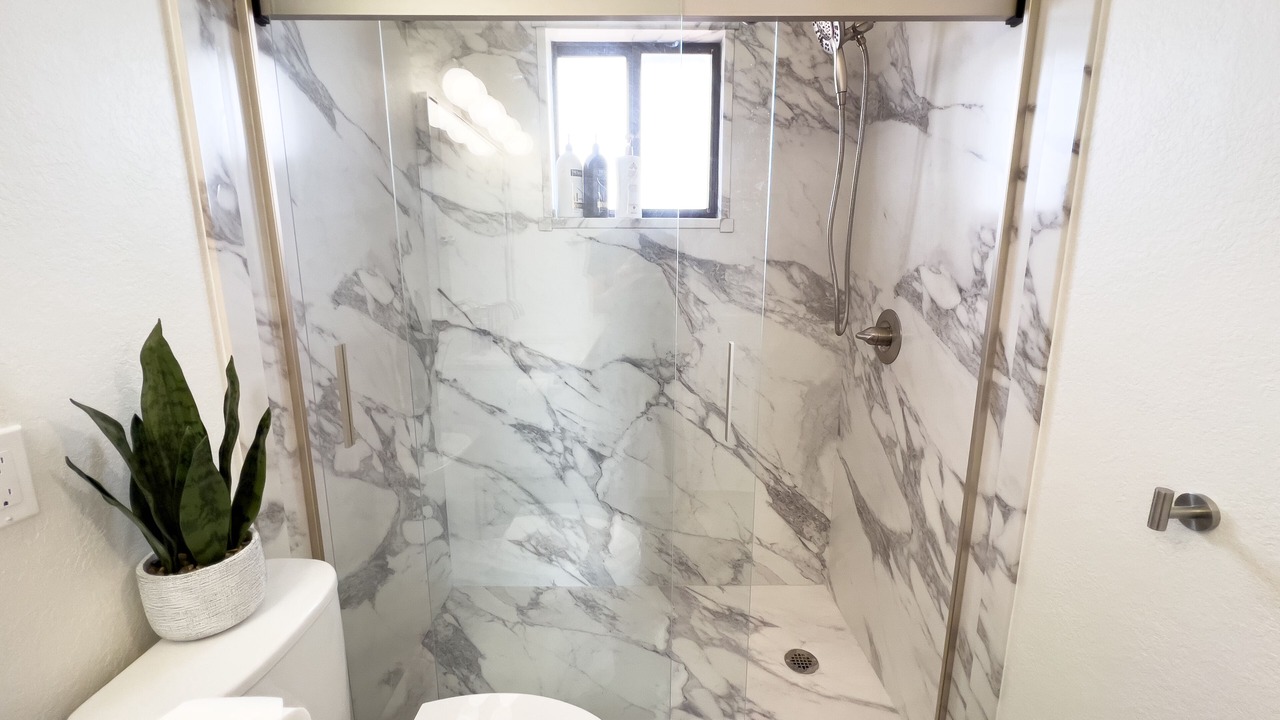 Photo of Bathroom in Page
