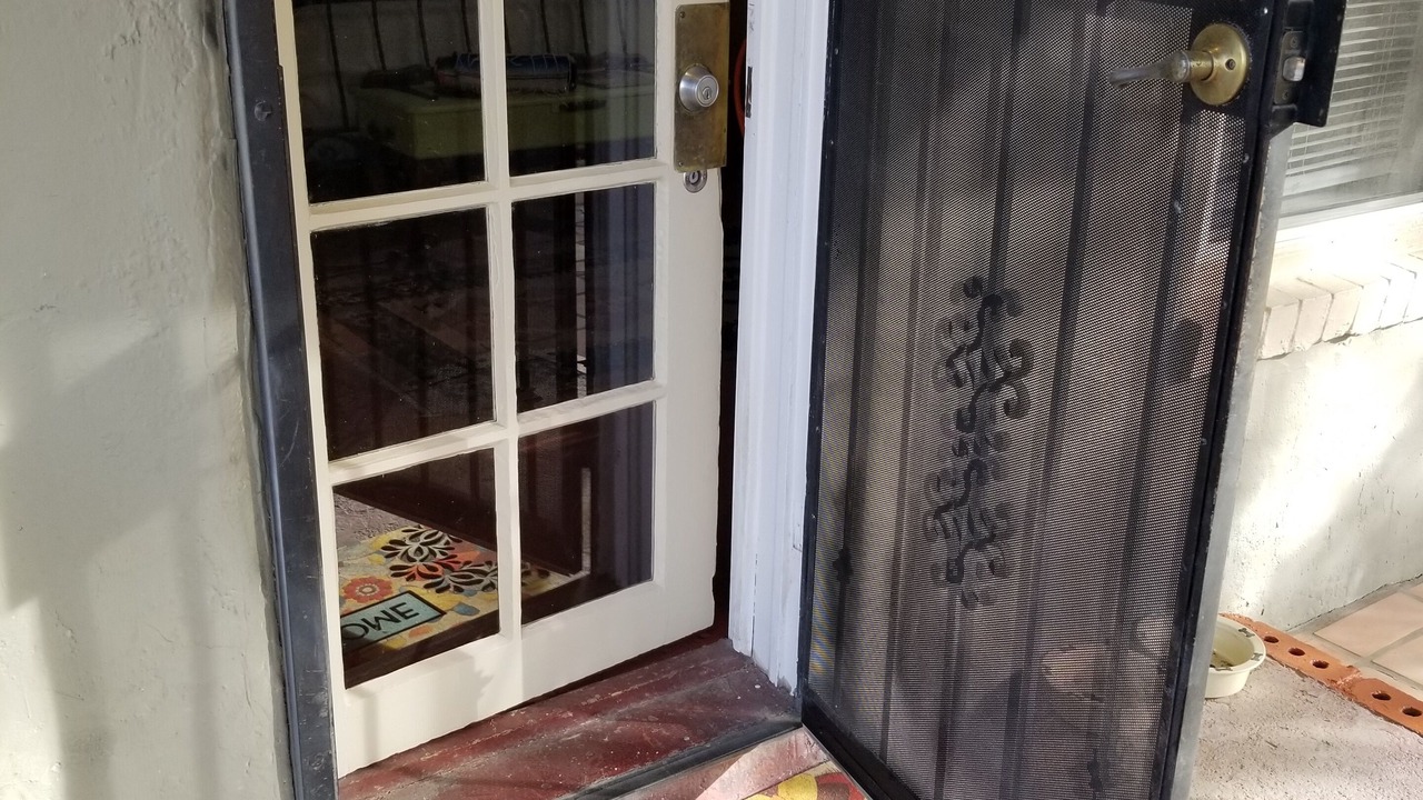 Photo of Outdoor in Mountain 1st Avenue