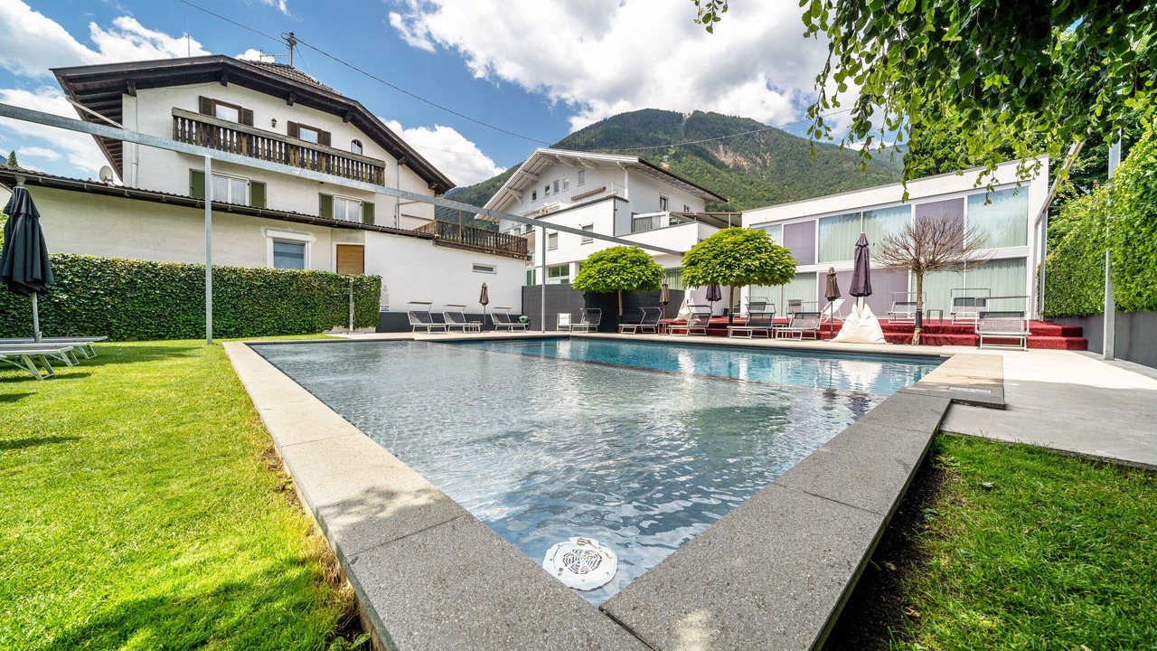 Photo of Outdoor in Lana