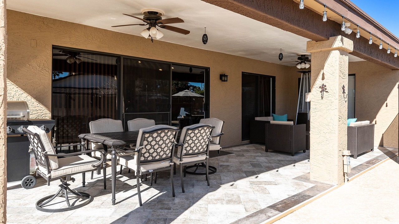Photo of Outdoor in Paradise Valley Village