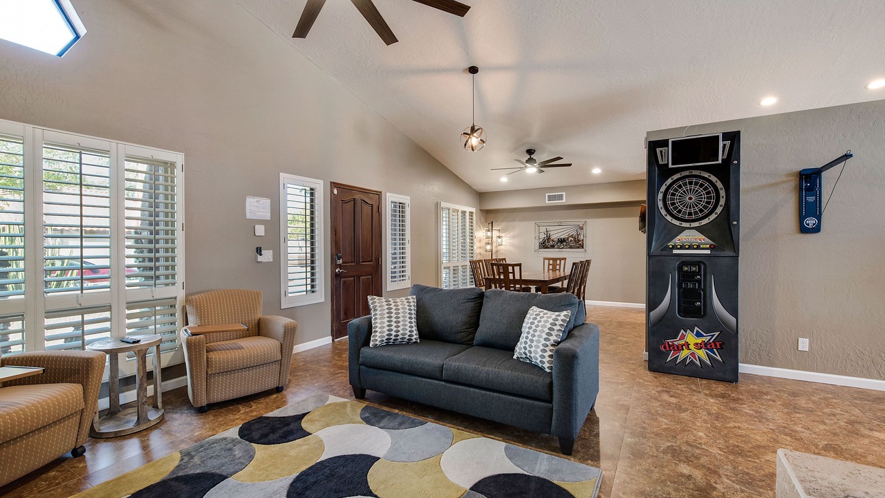 Photo of Livingroom in Paradise Valley Village