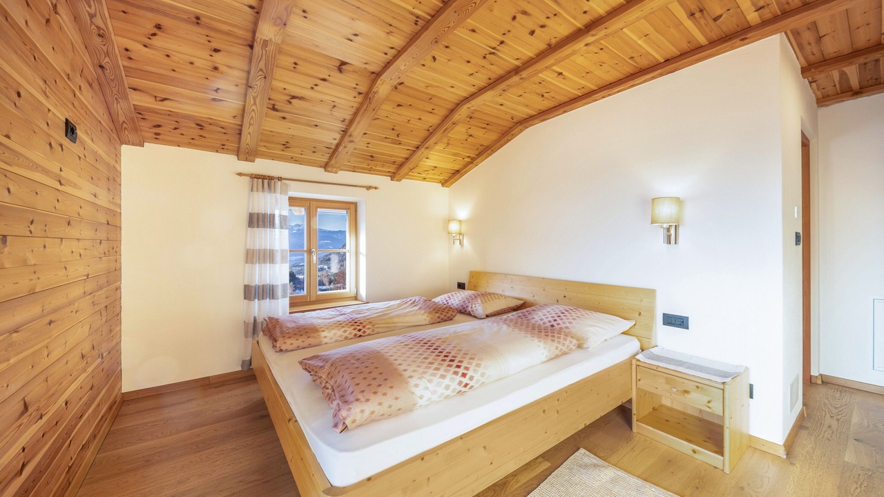 Photo of Bedroom in San Genesio Atesino