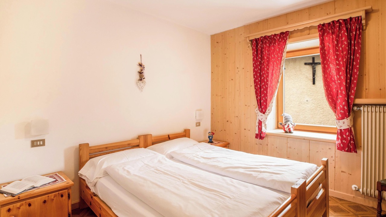 Photo of Bedroom in San Giovanni di Fassa