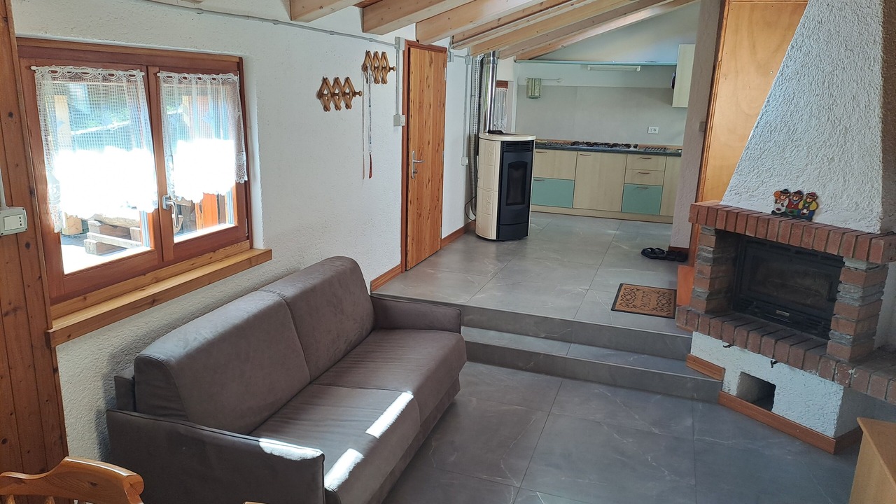 Photo of Livingroom in Revo