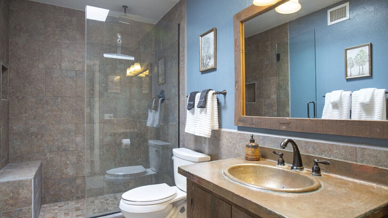 Photo of Bathroom in Dobson Ranch