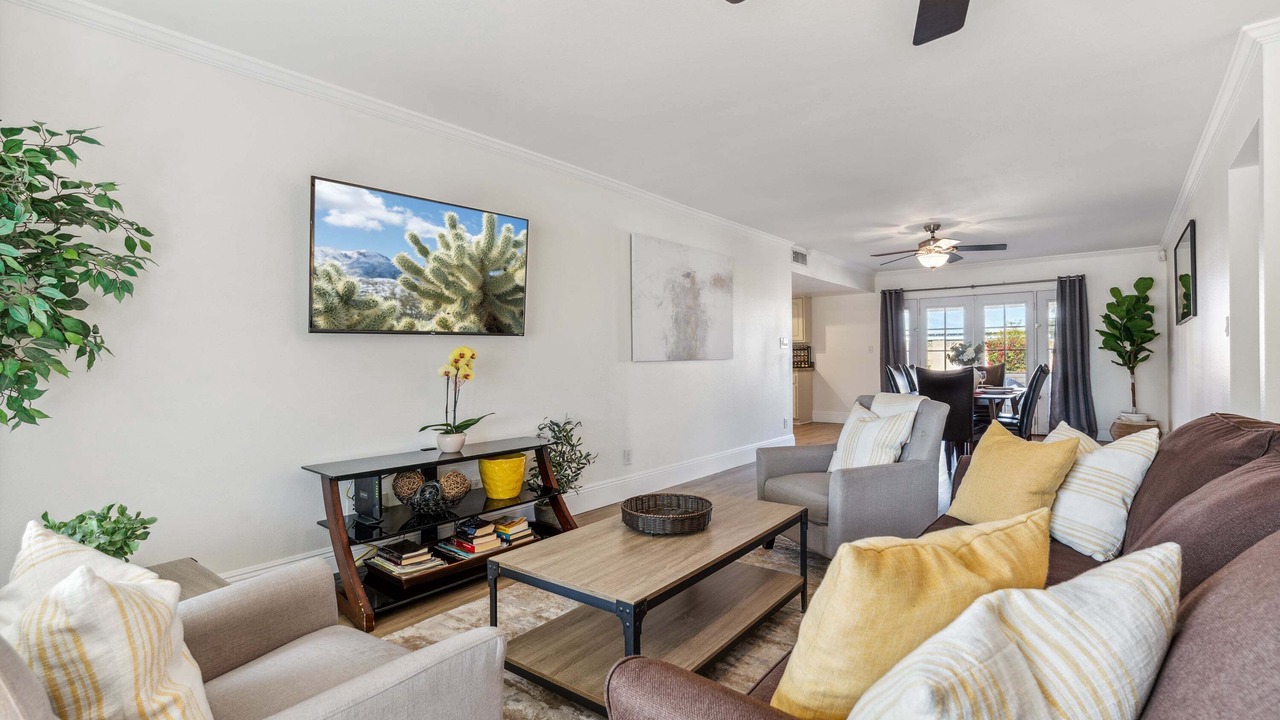 Photo of Livingroom in Pointe Scottsdale