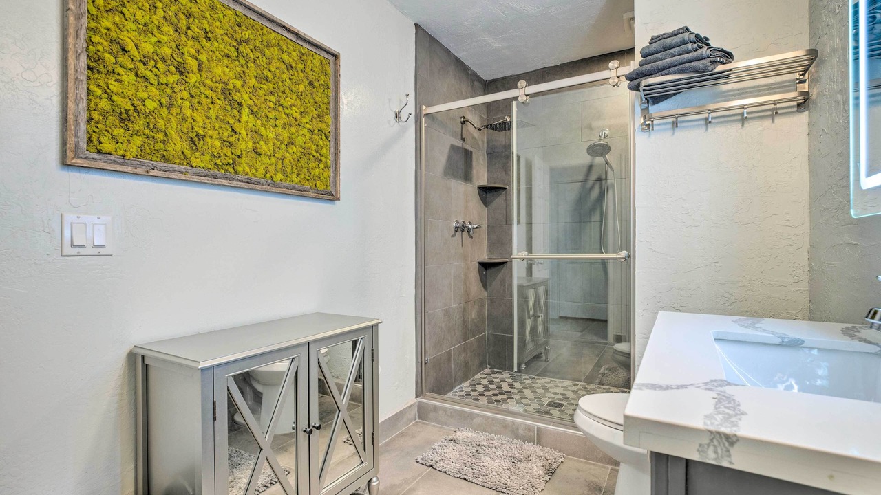 Photo of Bathroom in Laveen Village
