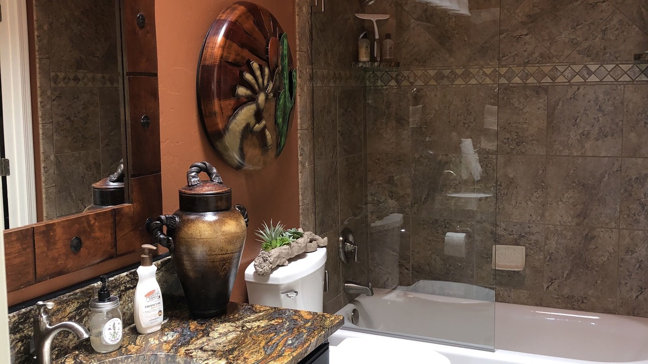 Photo of Bathroom in Carmel Pointe