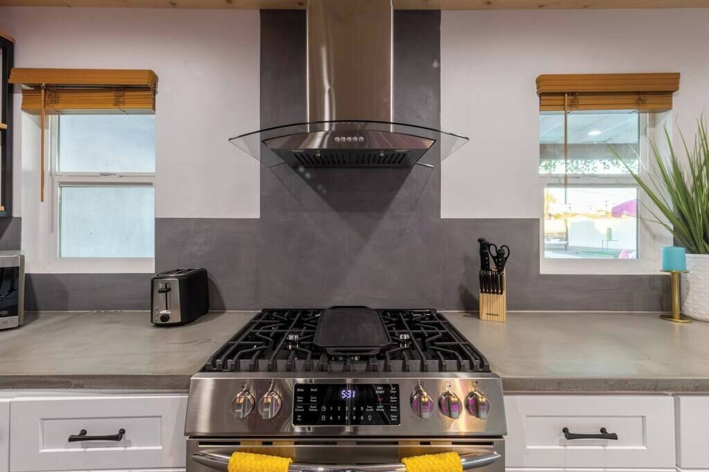 Photo of Kitchen in New Papago Parkway