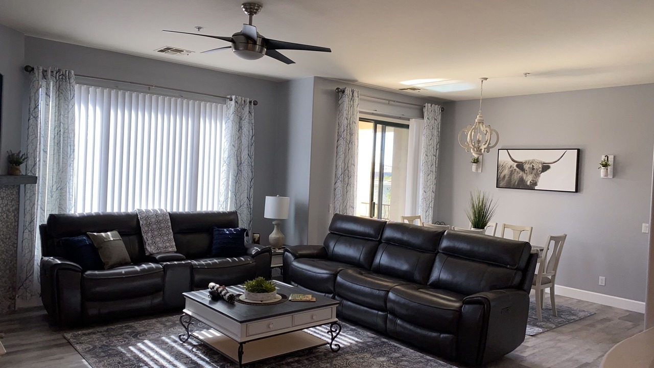 Photo of Livingroom in Talon Retreat