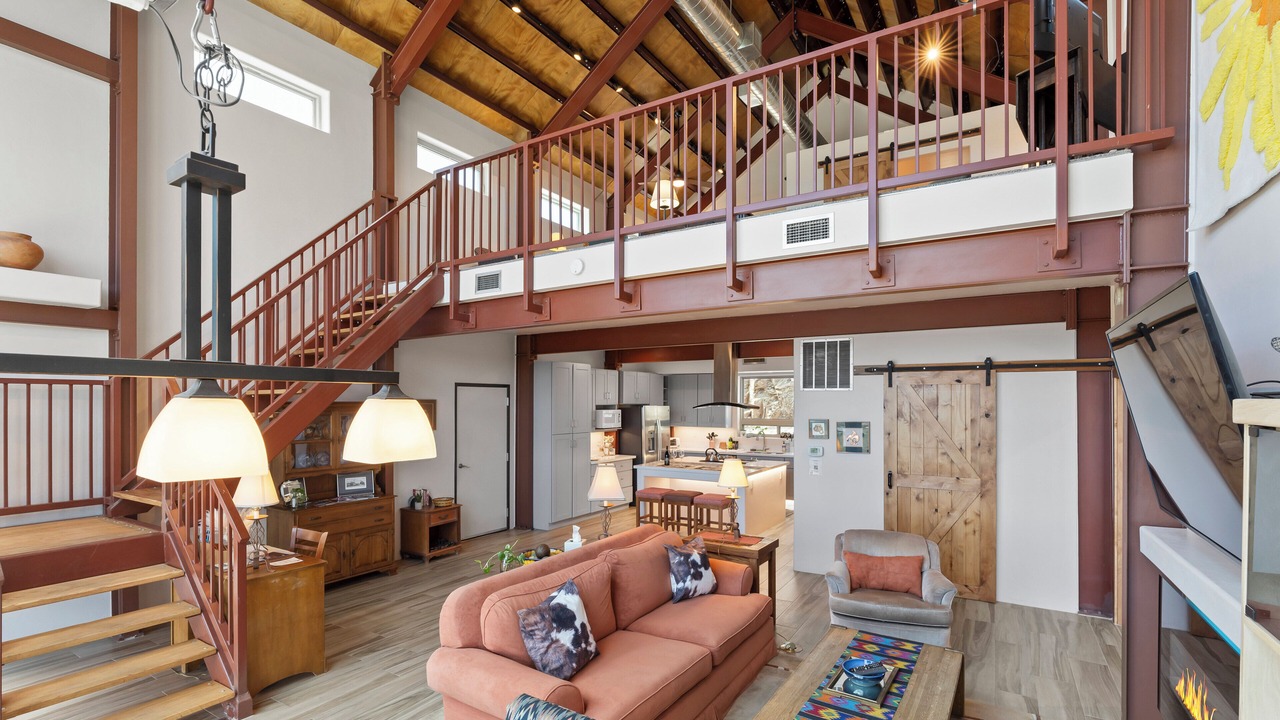Photo of Livingroom in Tucson