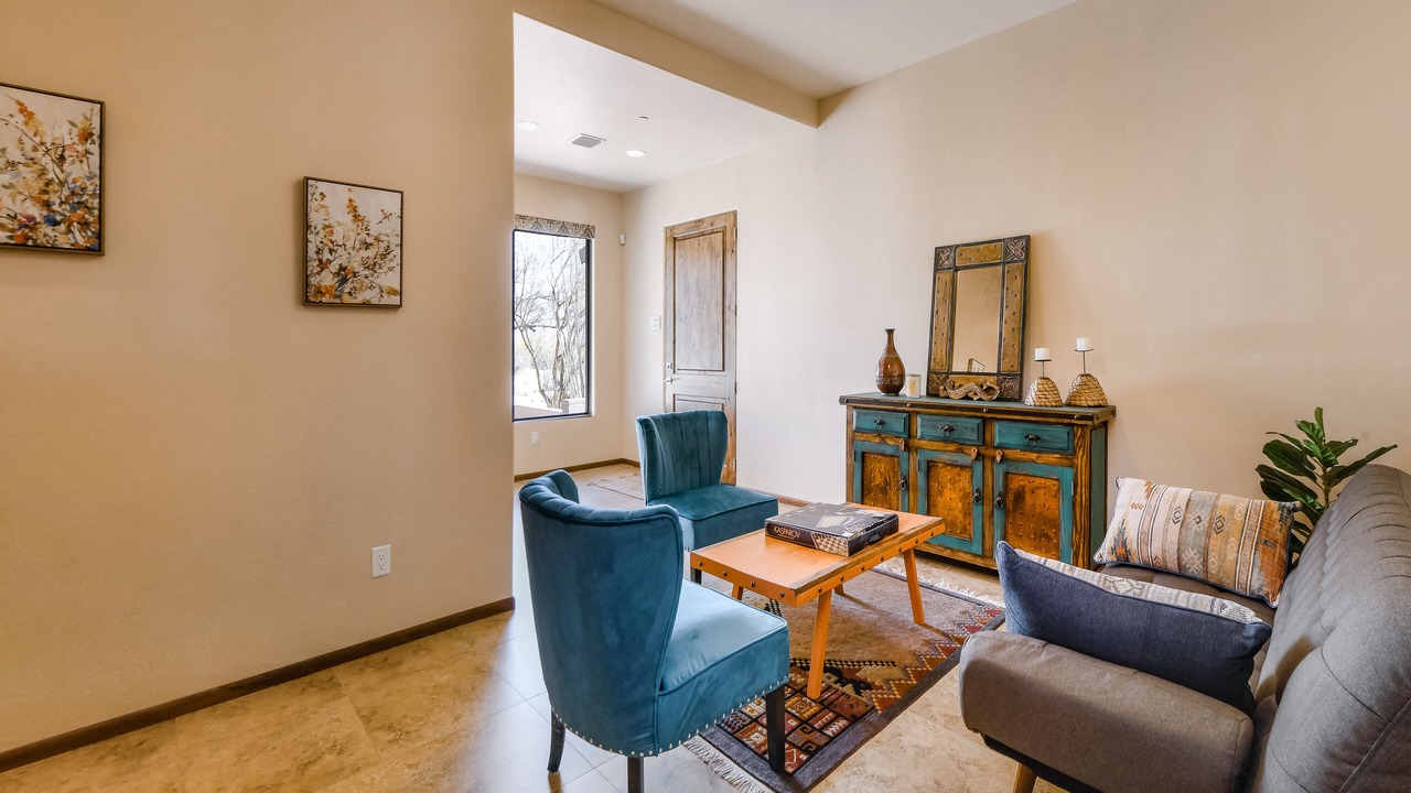 Photo of Livingroom in Oro Valley