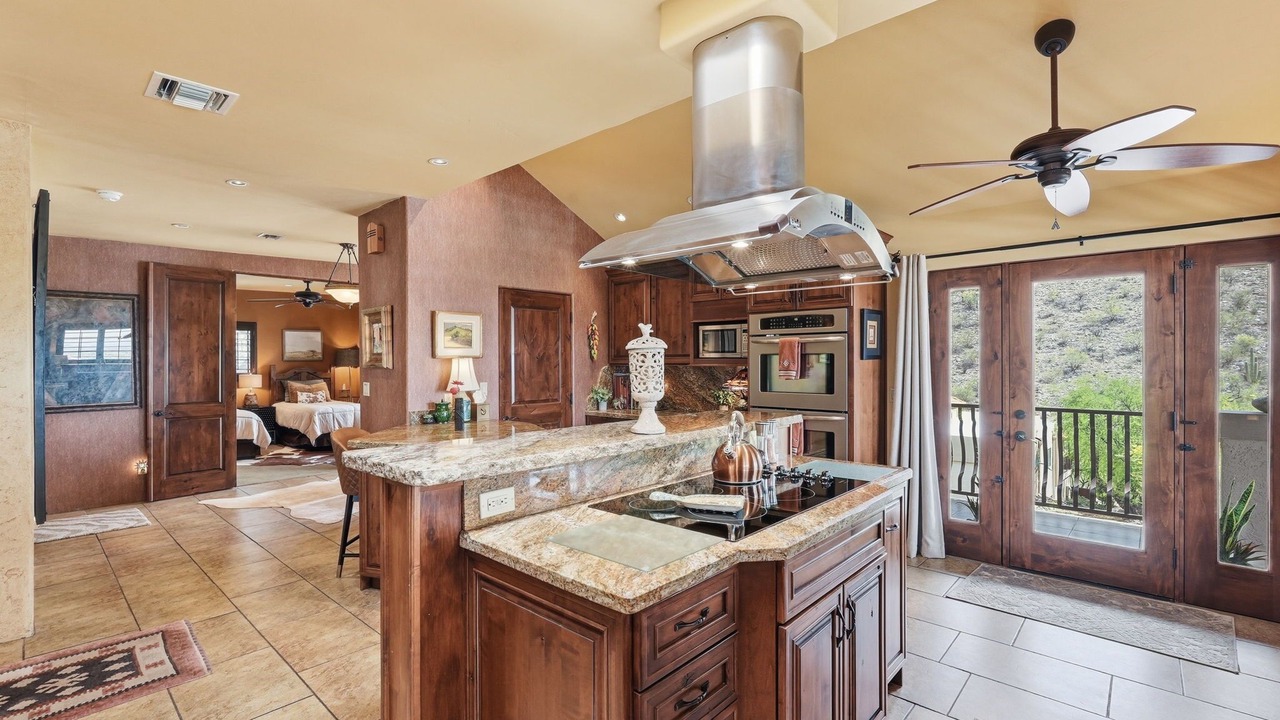 Photo of Kitchen in Summer Set