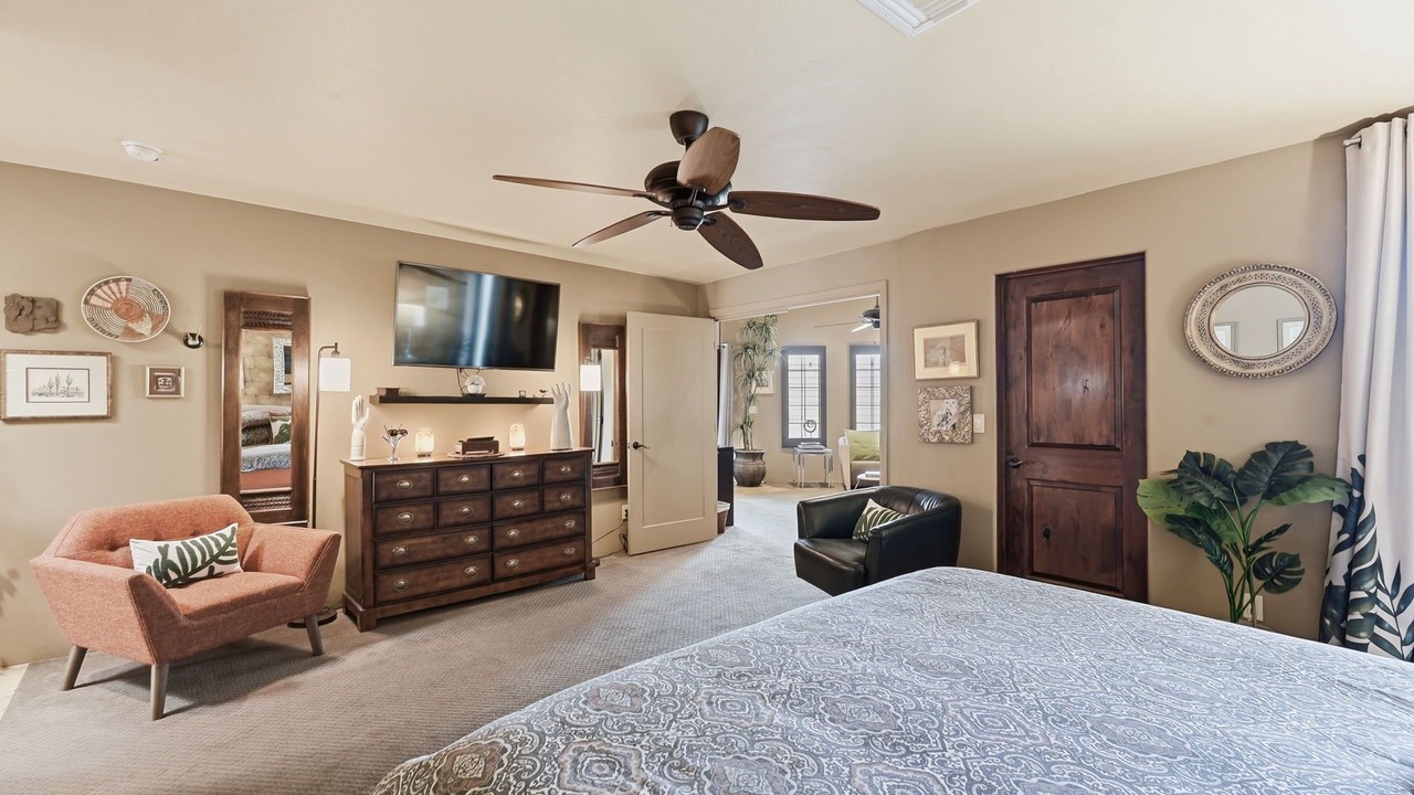 Photo of Bedroom in Summer Set