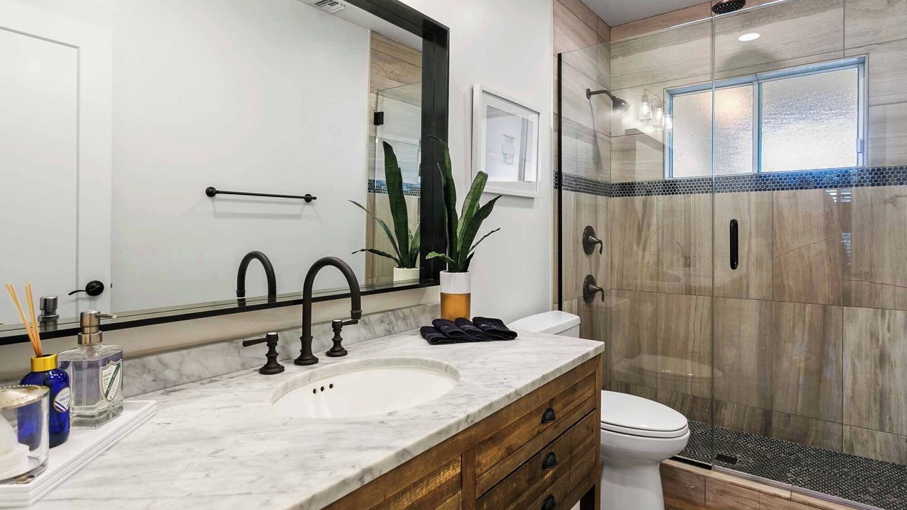 Photo of Bathroom in Sundown Manor