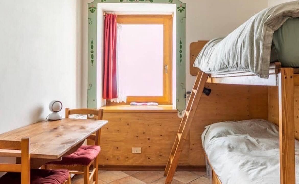 Photo of Bedroom in Pellizzano