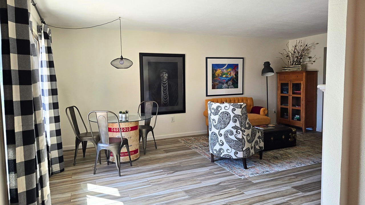 Photo of Livingroom in Sun City