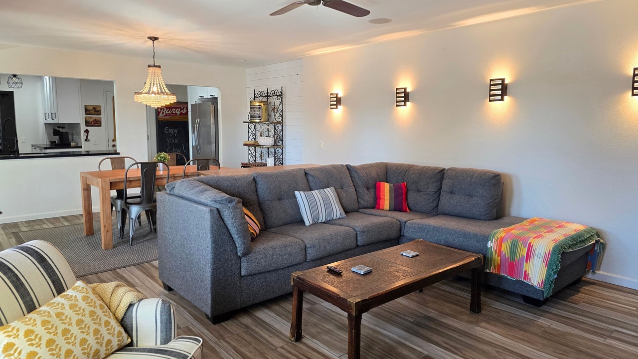 Photo of Livingroom in Sun City