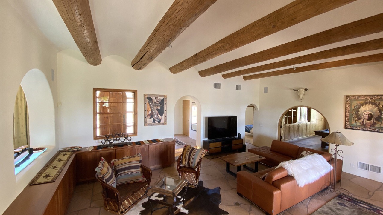 Photo of Livingroom in North Scottsdale