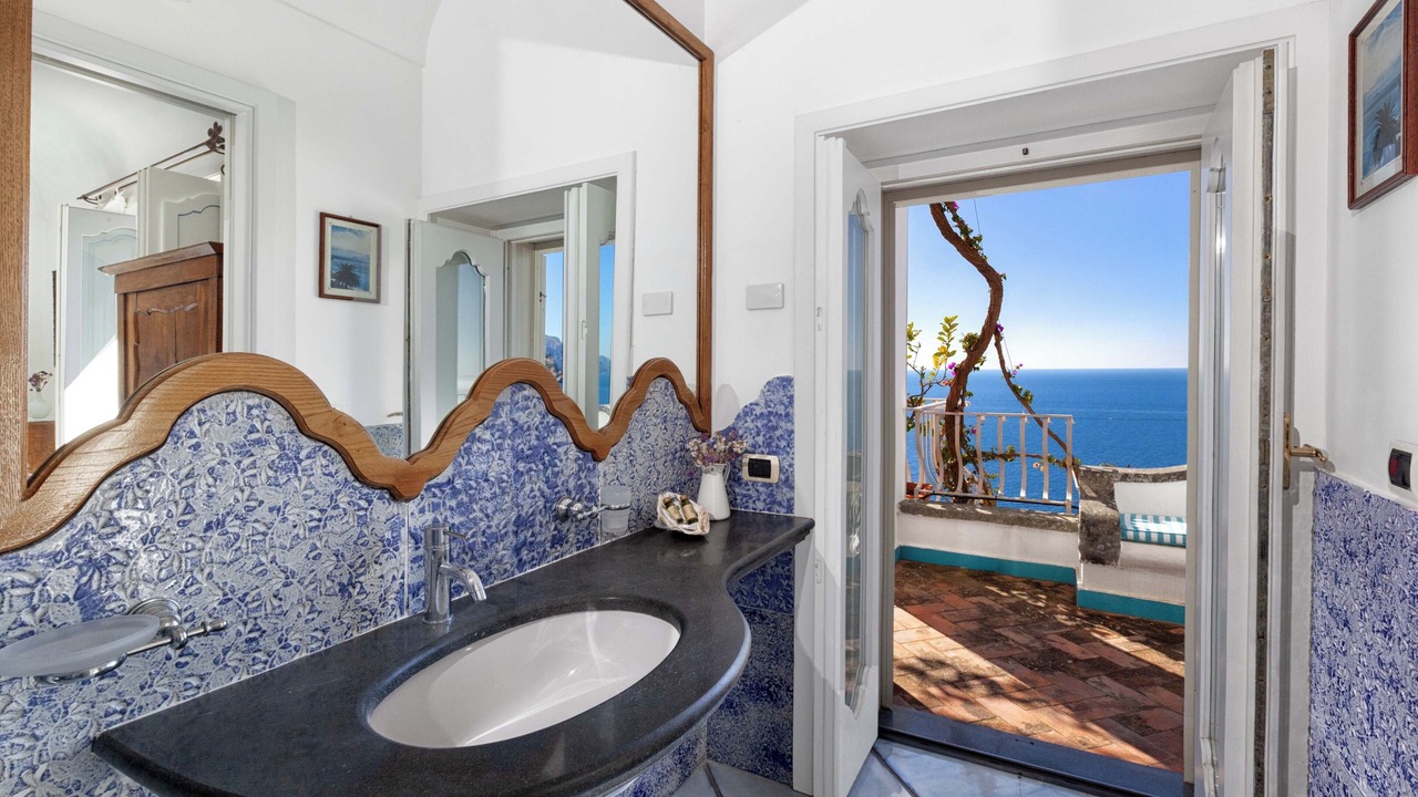 Photo of Bathroom in Positano