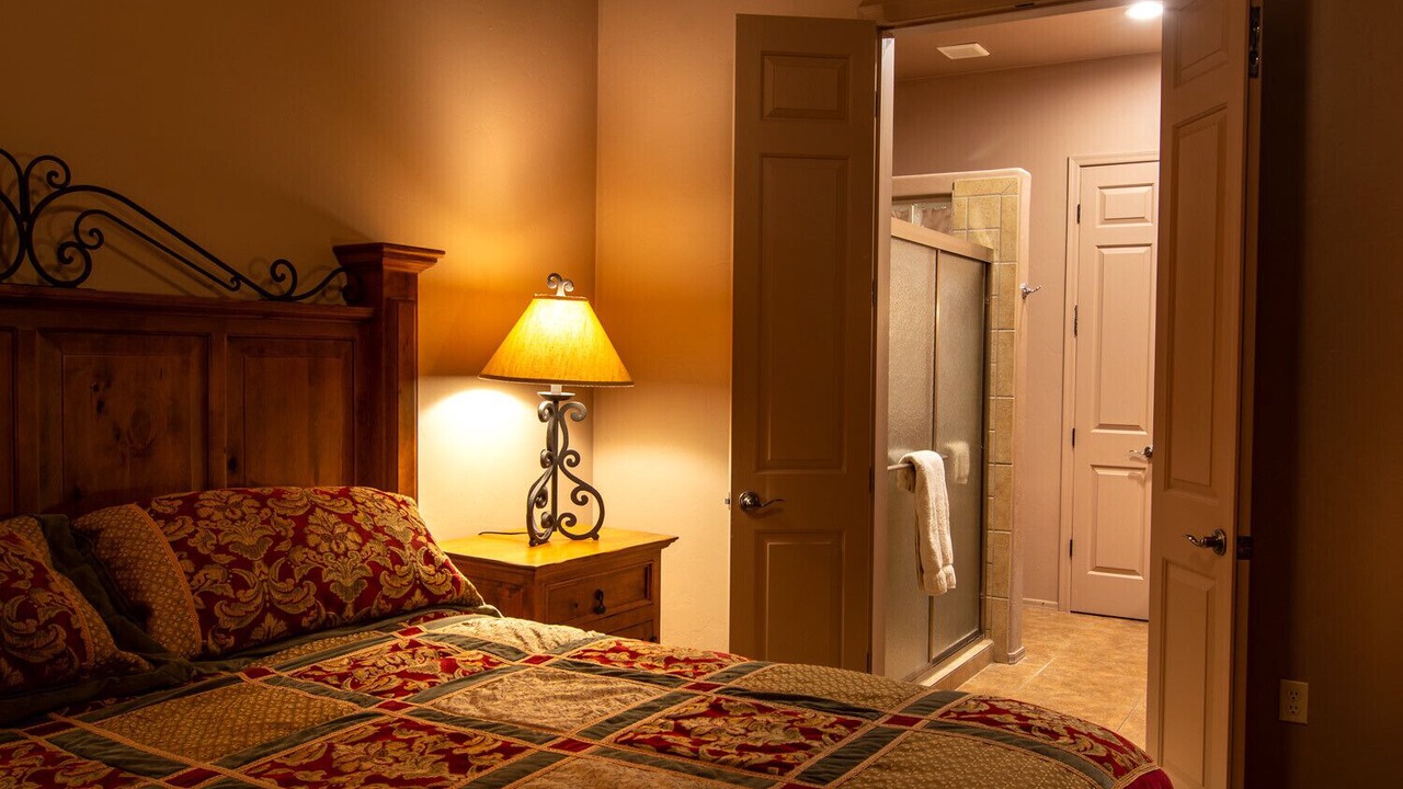 Photo of Bedroom in Tumacacori