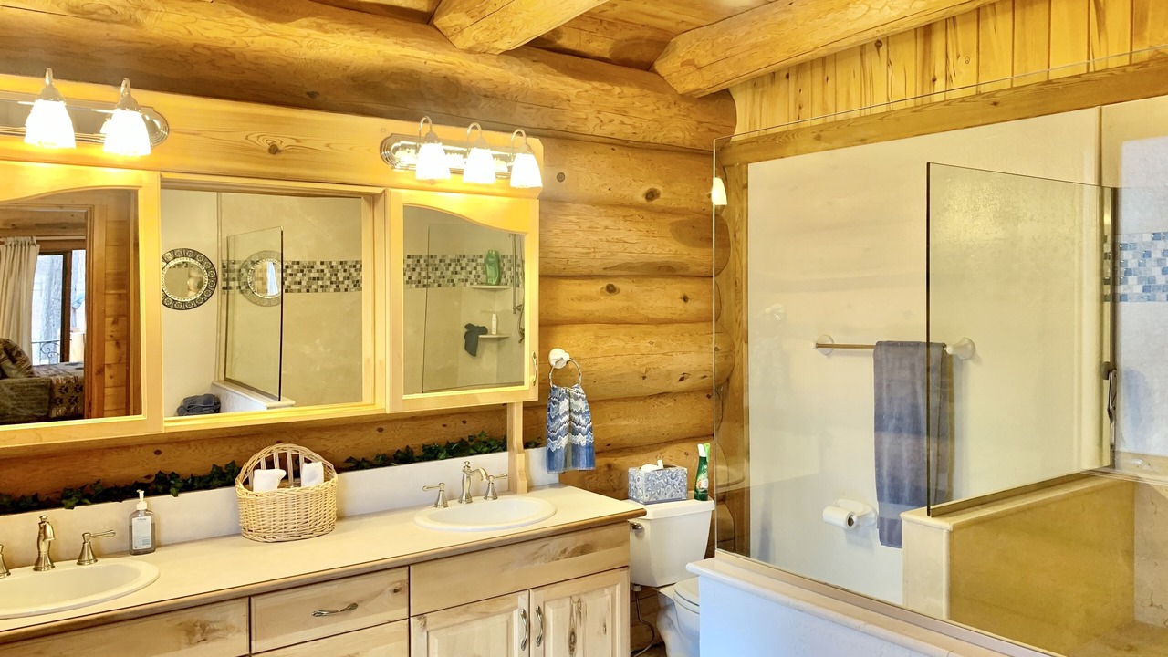 Photo of Bathroom in Parks