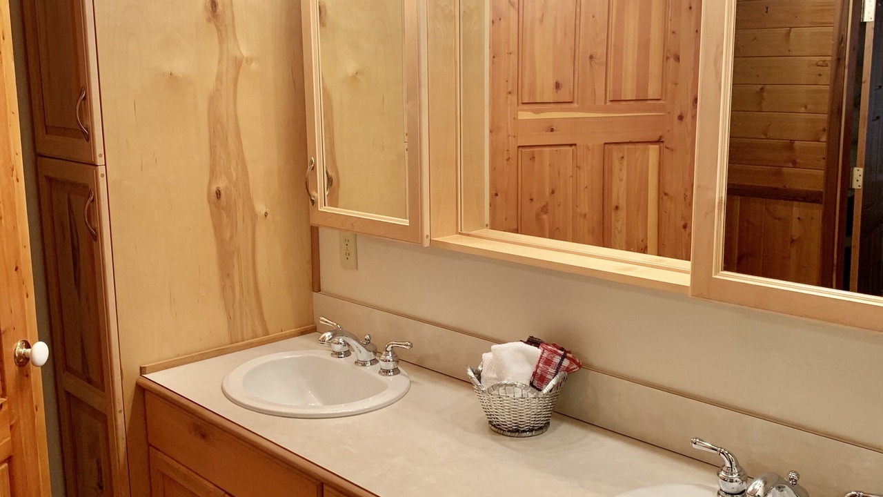 Photo of Bathroom in Parks
