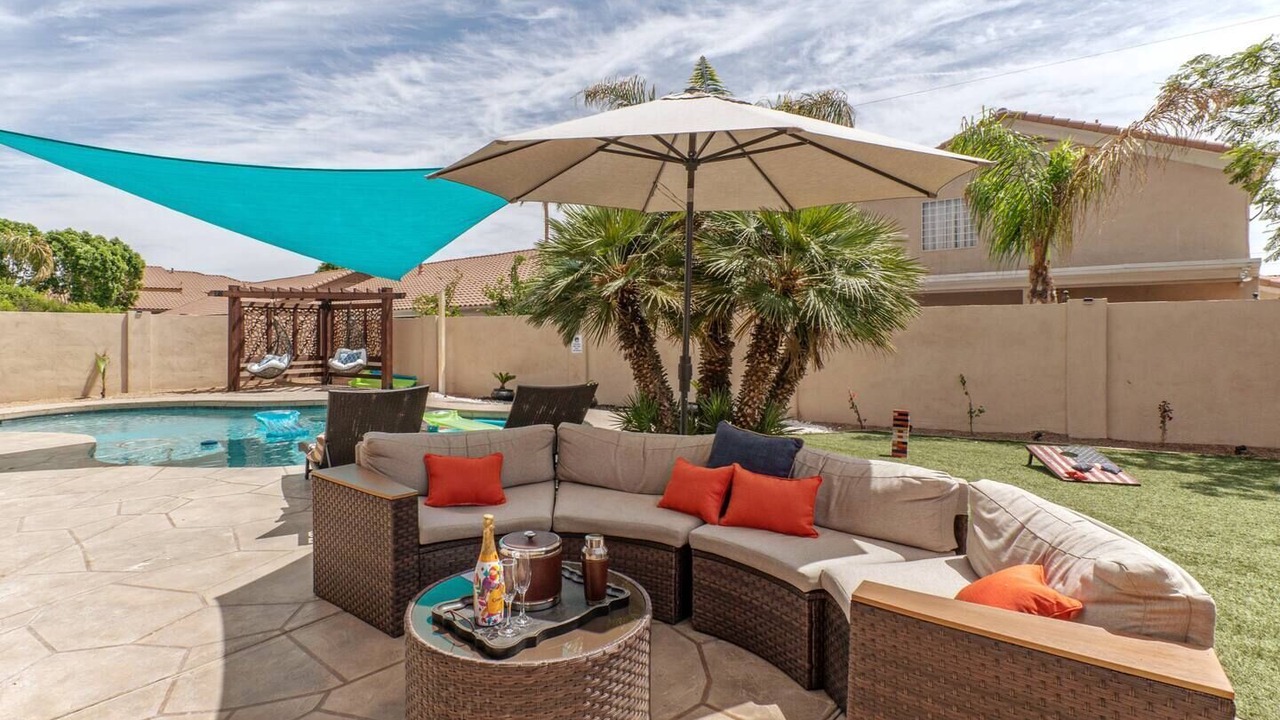 Photo of Patio Balcony in Paradise Valley Village
