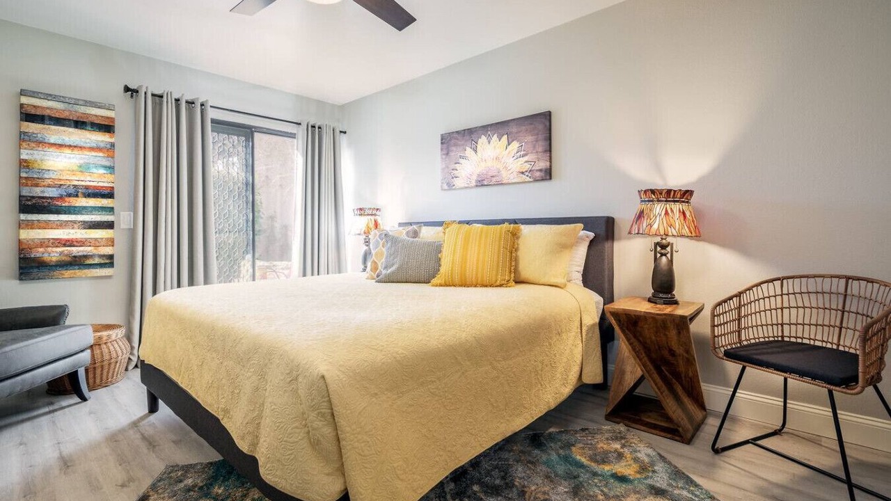 Photo of Bedroom in Oak Creek
