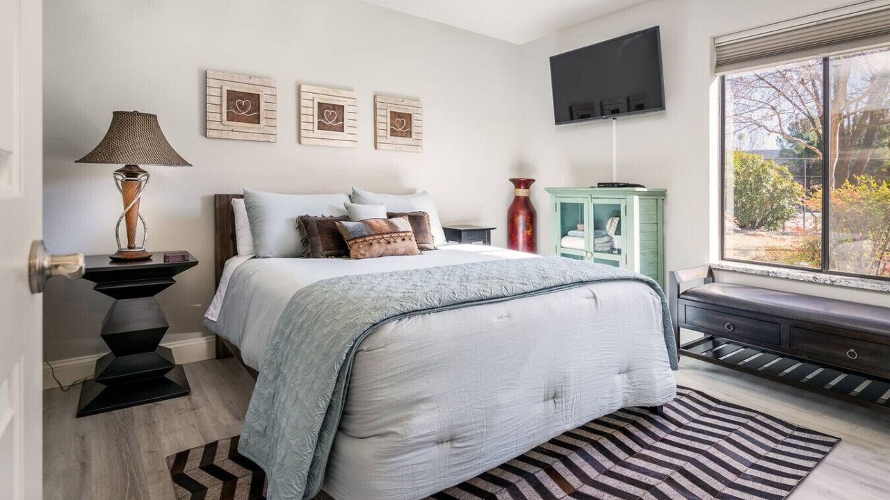 Photo of Bedroom in Oak Creek