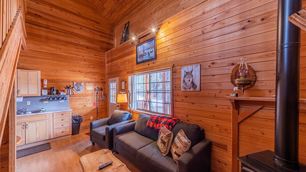 Photo of Bedroom in Christopher Creek