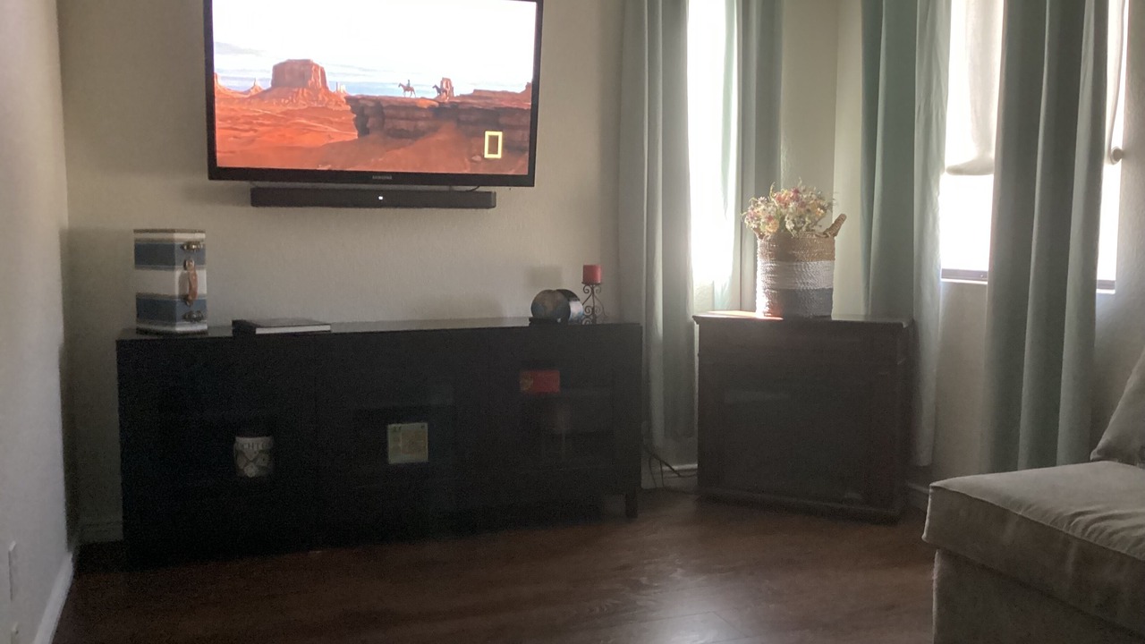 Photo of Livingroom in Mountaingate