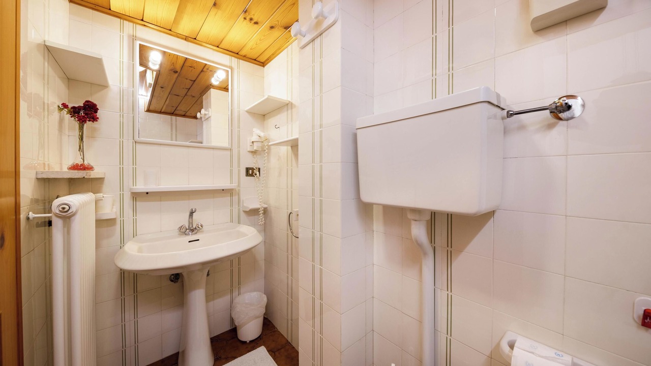 Photo of Bathroom in San Giovanni di Fassa