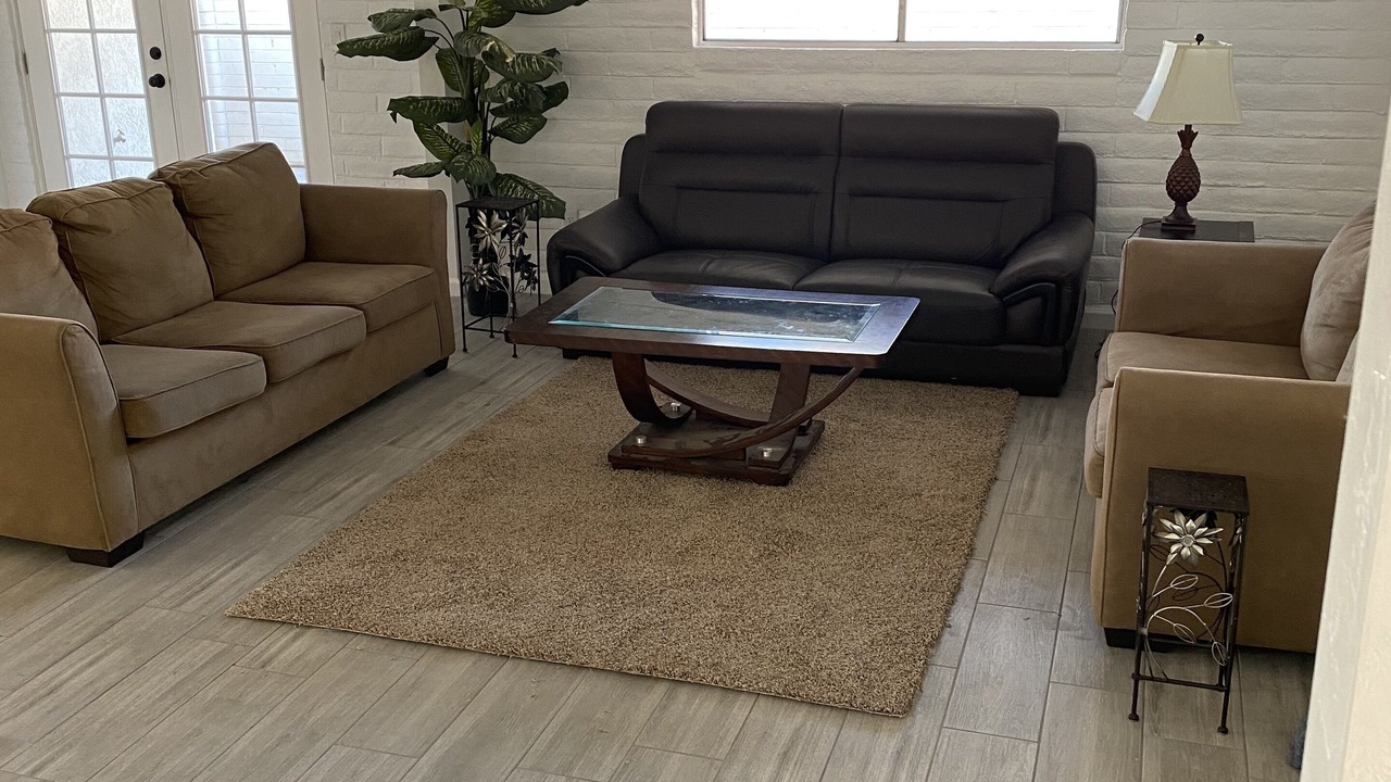 Photo of Livingroom in Richland Heights East
