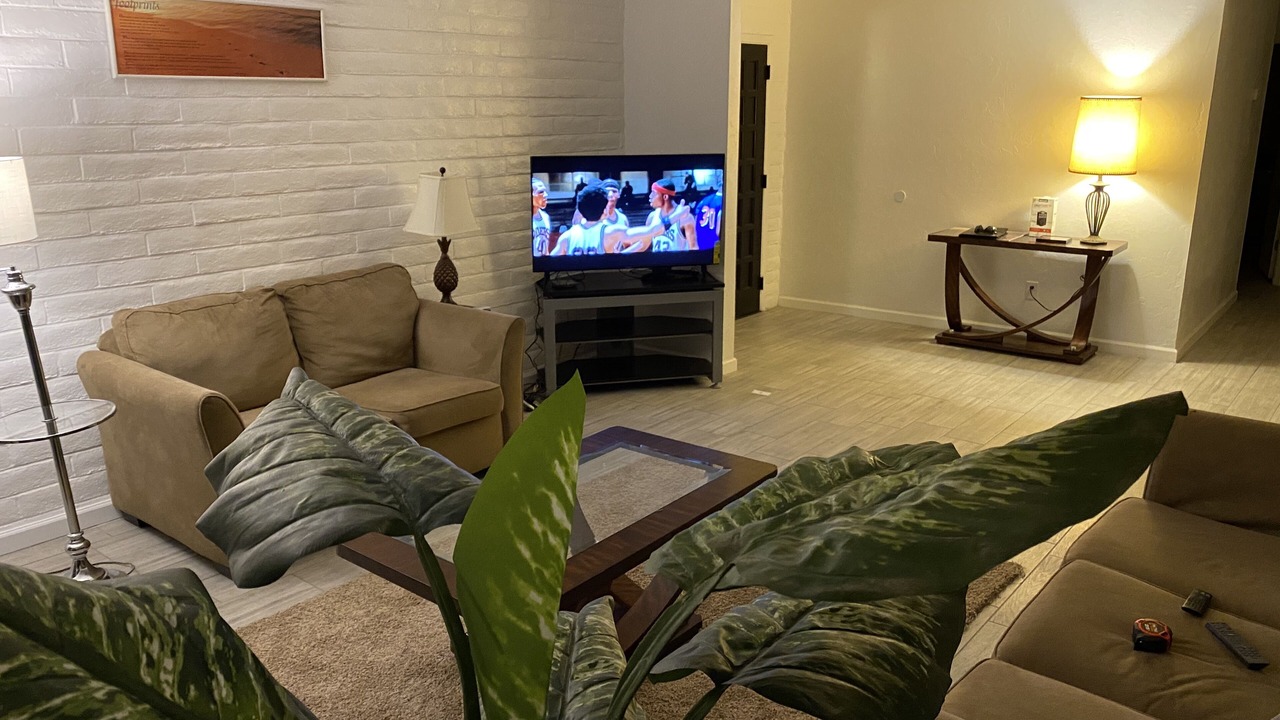 Photo of Livingroom in Richland Heights East