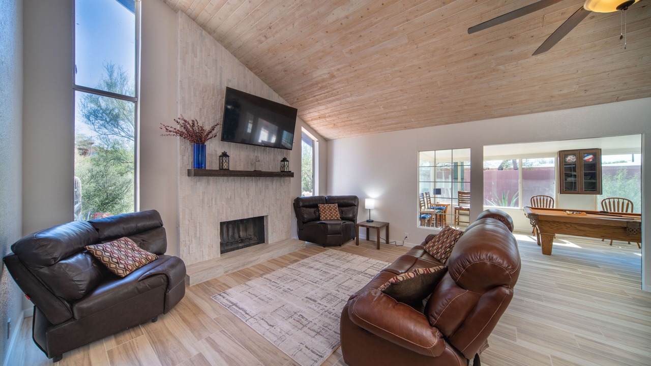 Photo of Livingroom in La Paloma Ridge Estates
