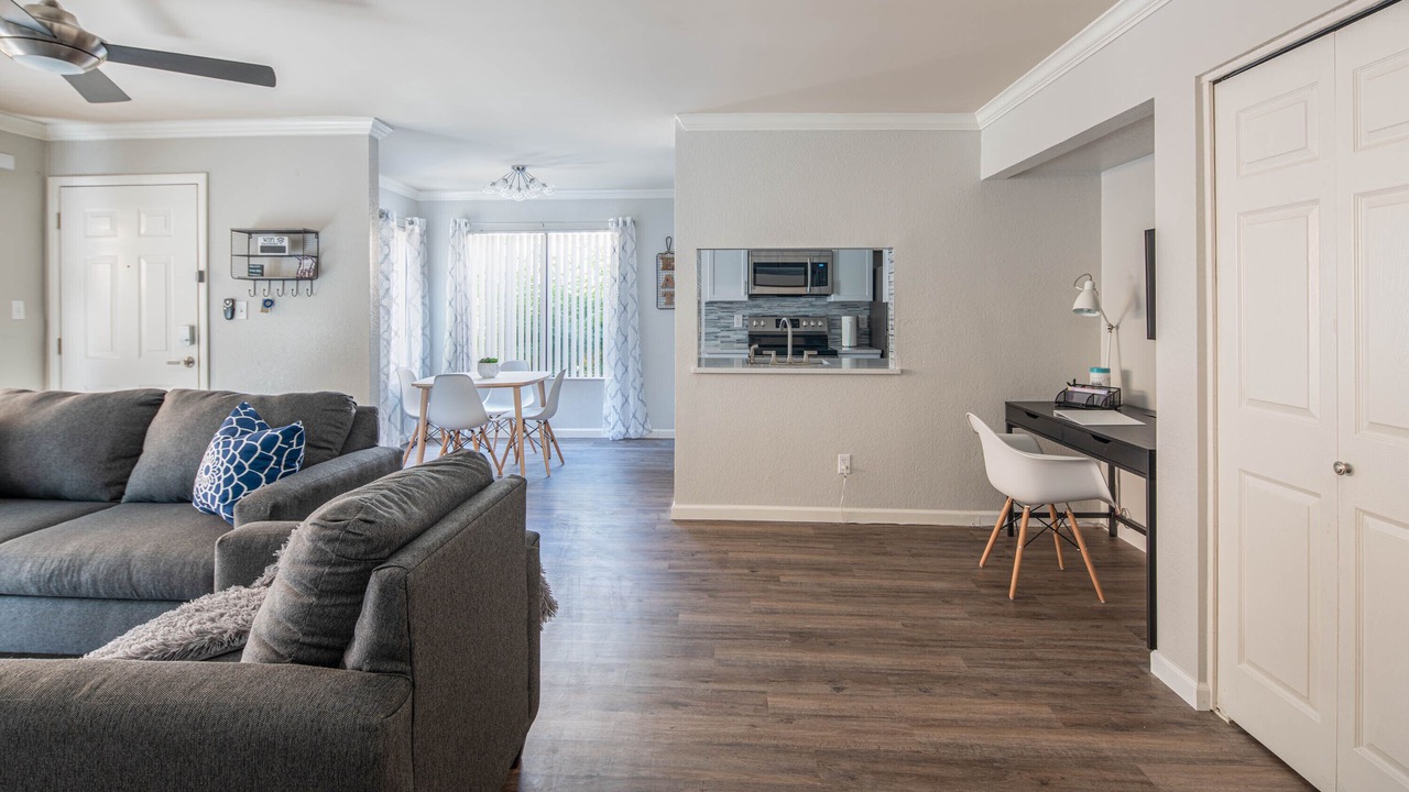 Photo of Livingroom in South Scottsdale