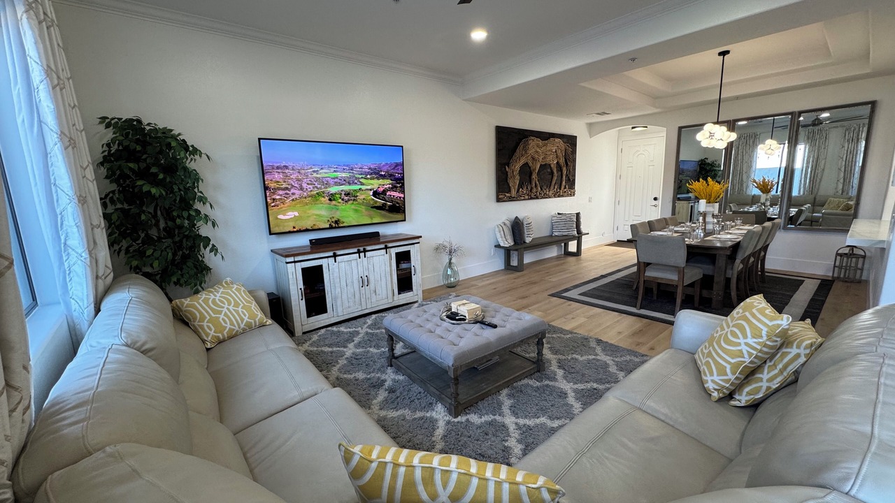 Photo of Livingroom in Phoenix