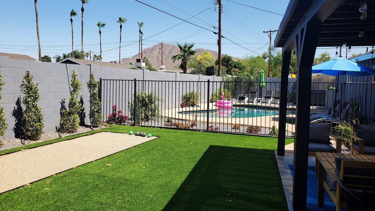 Photo of Outdoor in Melrose Meadows