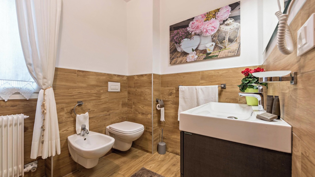 Photo of Bathroom in Palu