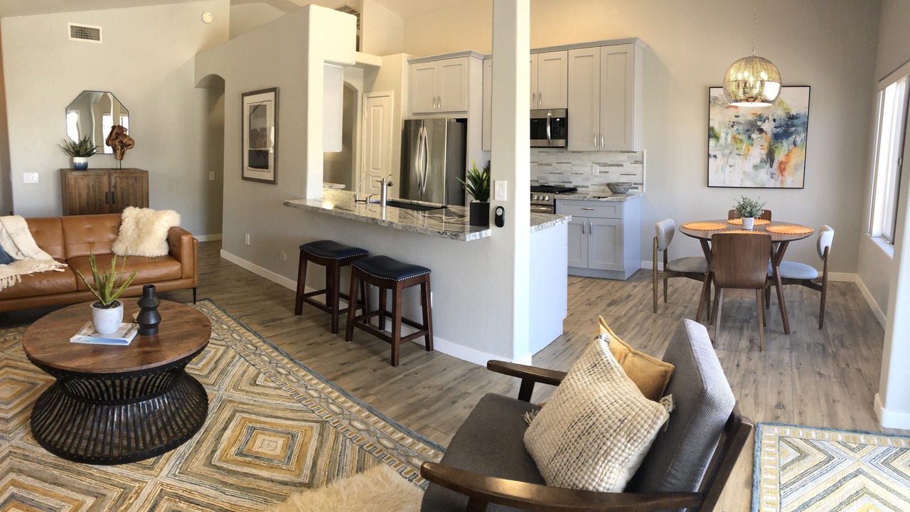 Photo of Livingroom in Sweetwater Cove