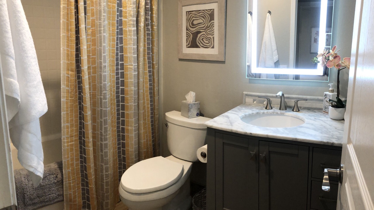 Photo of Bathroom in Sweetwater Cove