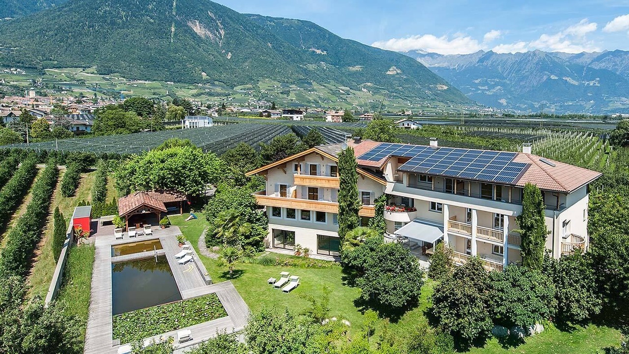 Photo of Outdoor in Lana