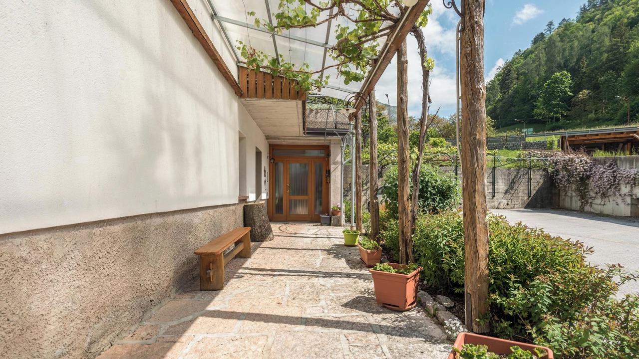 Photo of Patio Balcony in San Lorenzo in Banale