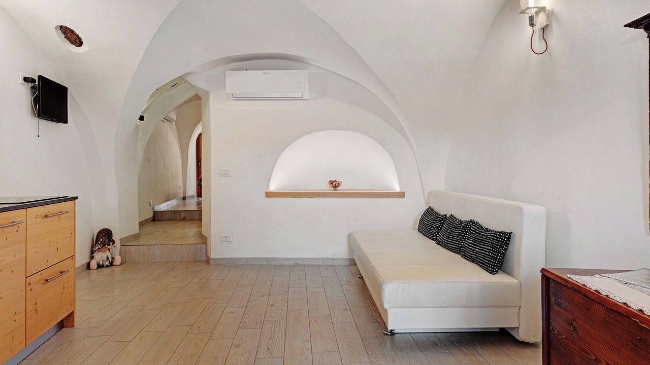 Photo of Livingroom in Dorsino