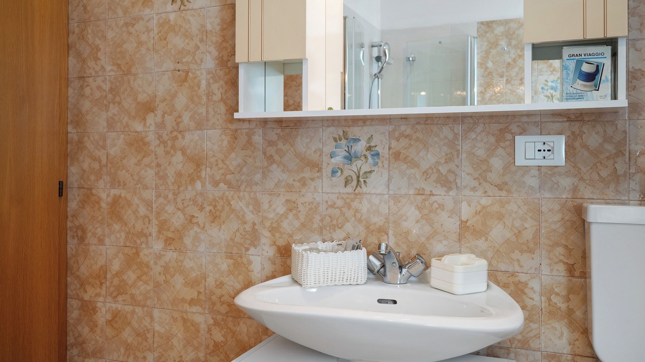 Photo of Bathroom in Dorsino