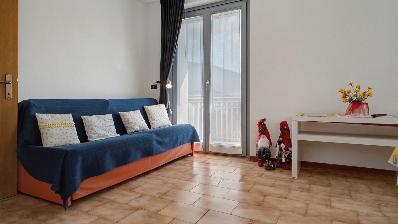 Photo of Livingroom in Dorsino