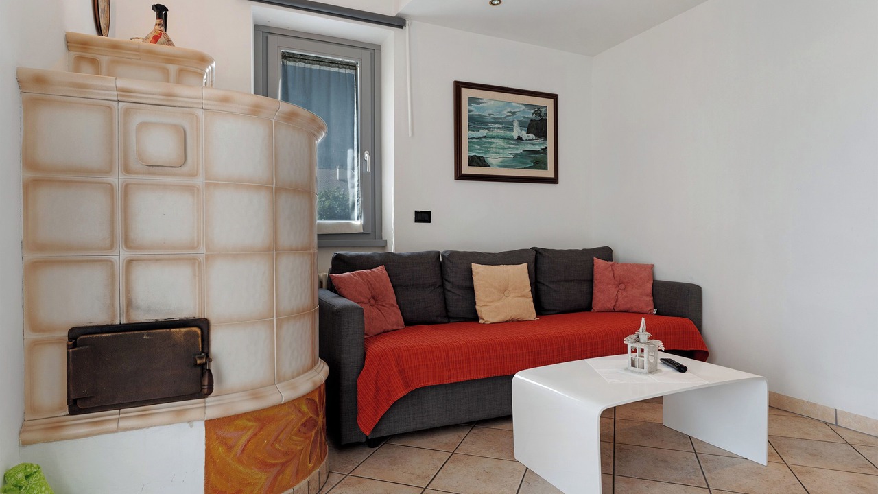 Photo of Livingroom in Dorsino