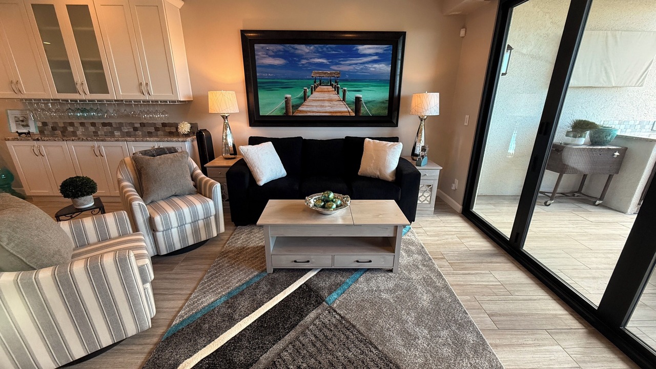 Photo of Livingroom in Camelback East